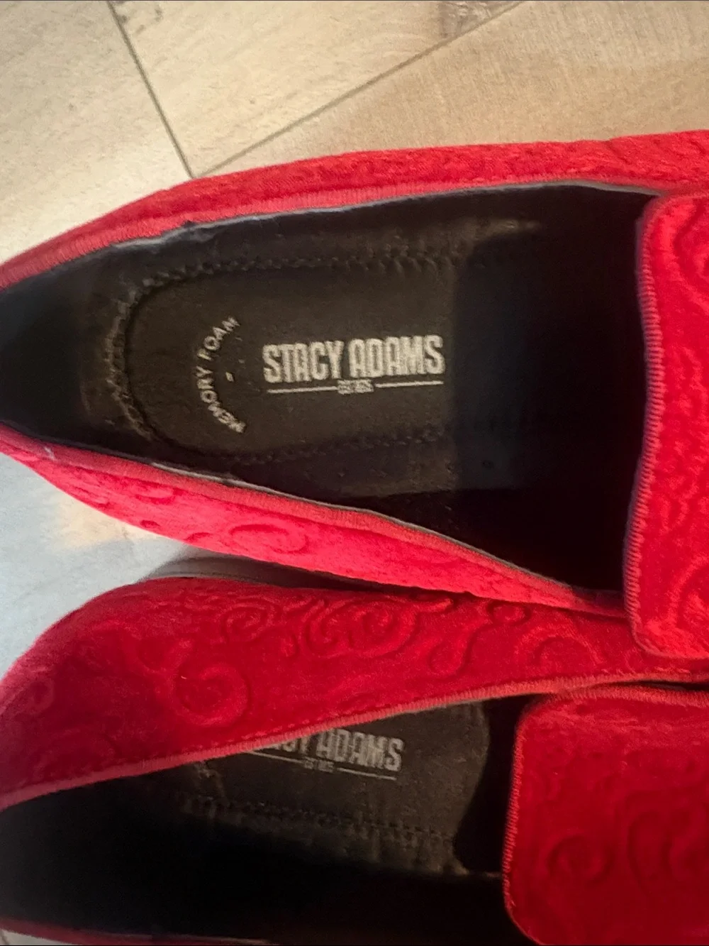 Stacy Adams Red Velvet Embroidered Slip-On Loafers size 10.5 formal